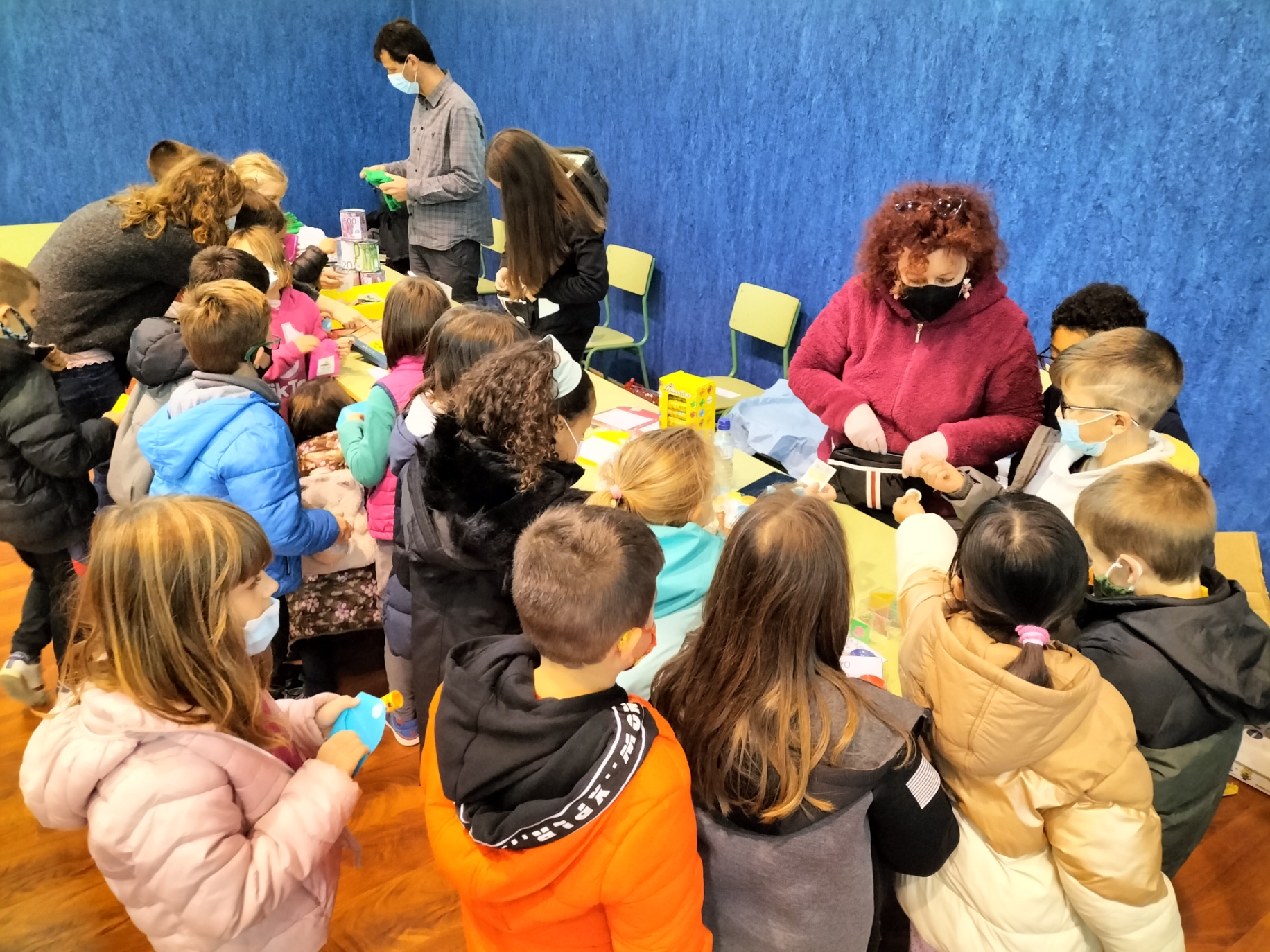 2021: Fotos de Au petit marché Britet de 1º y 2º de Primaria